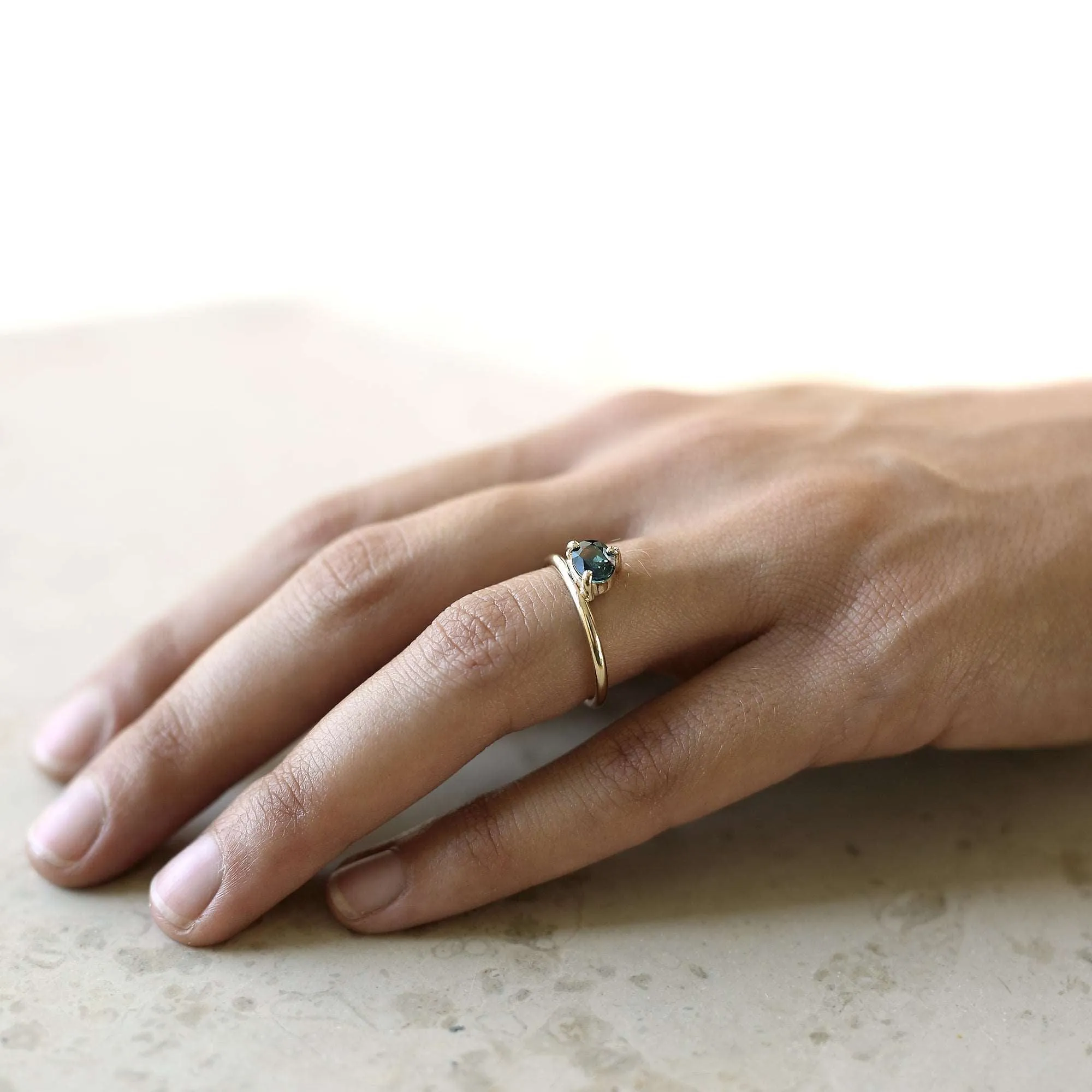 BICOLOR SAPPHIRE BOLD RING