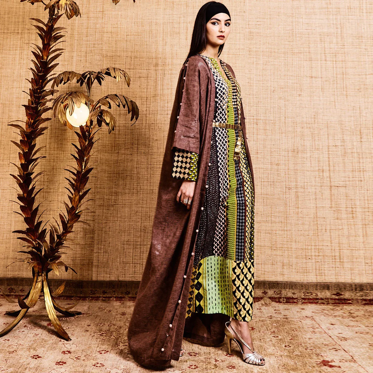 NOMAD KHAKI AMAL