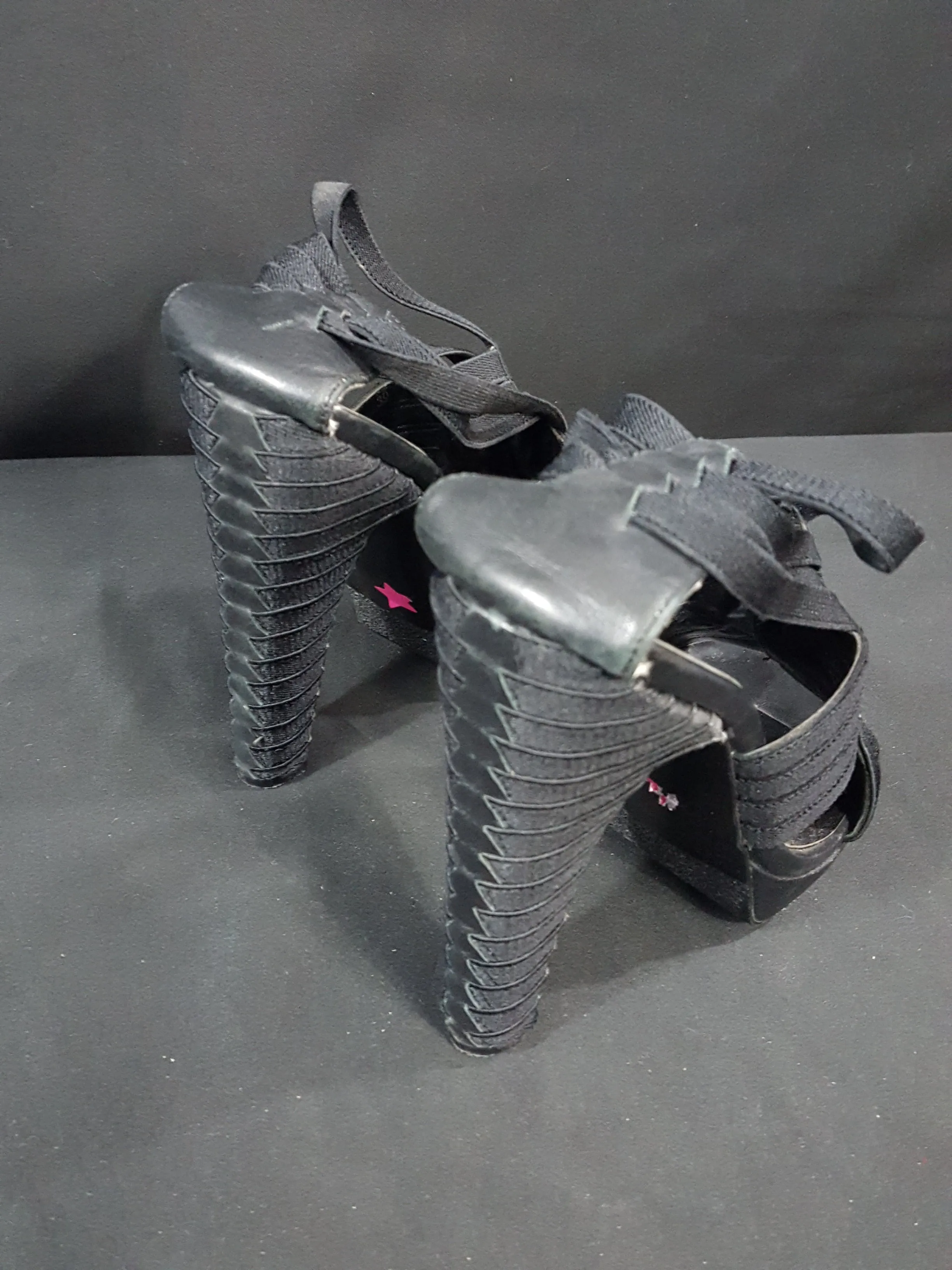 United Nude Elastic Tangle Hi Sandals sz. 39
